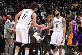 完美官网入口 -郭艾伦单防造成佩里走步