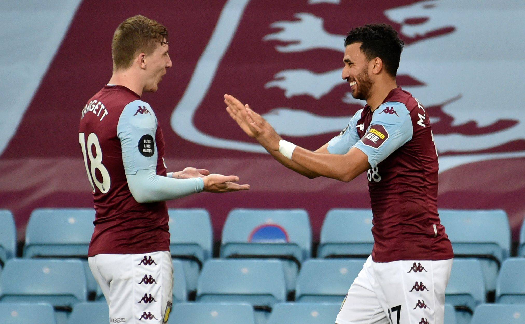 完美体育 -冲刺阶段突围战来临,阿斯顿维拉围绕德甲战术微调,媒体盛赞,医务组通报恢复的简单介绍