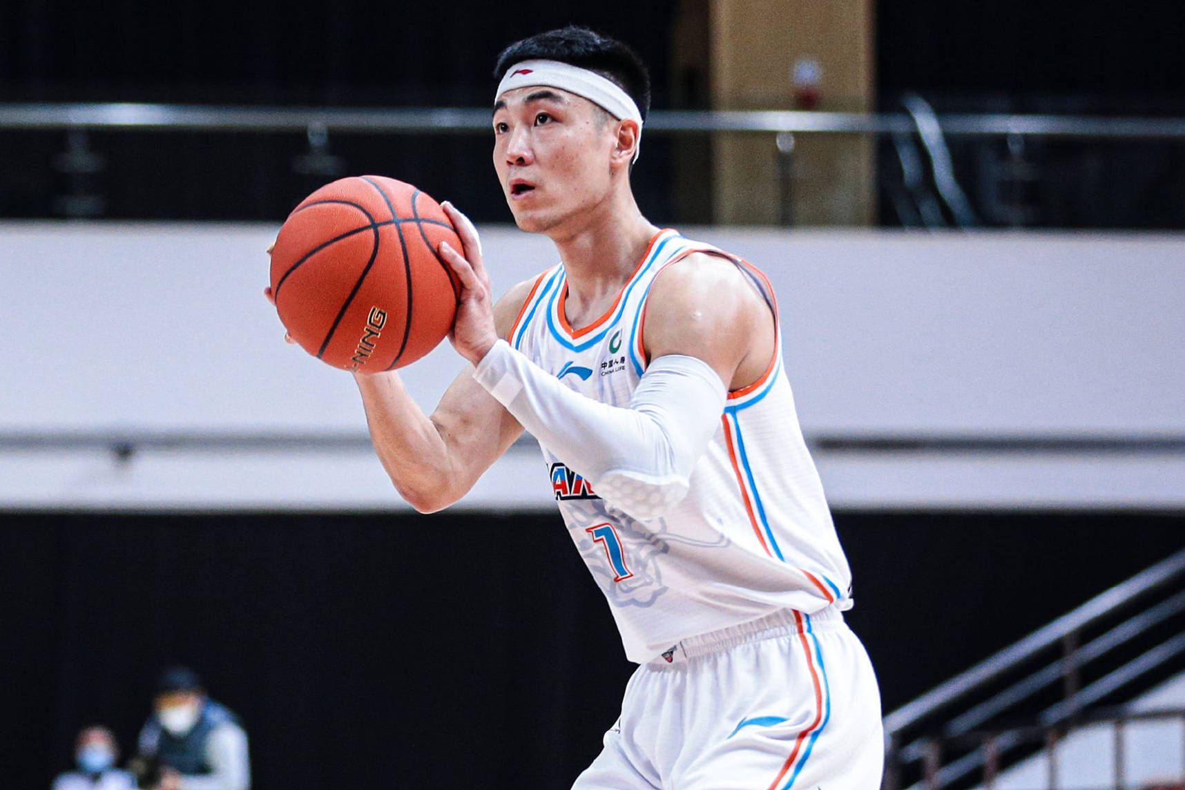 完美官网 -葡超赛程吃紧;山东男篮赛前刷新队史纪录;信心回归;纪律约束更严格(葡超赛程直播)