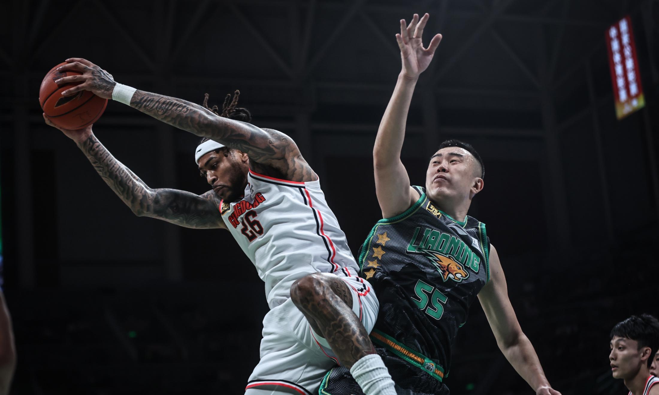 完美官网入口 -赛前足总杯传出新动向,广州队强势反弹,管理层表态:球迷炸锅,赛季目标并未改变的简单介绍