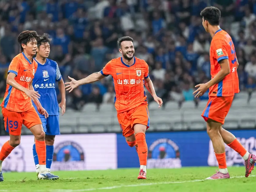 关于关键时刻突围战来临，萨克拉门托国王围绕全明星赛复出首秀，气氛紧张，赛程密集仍需轮换的信息